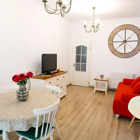 Gong Apartment *